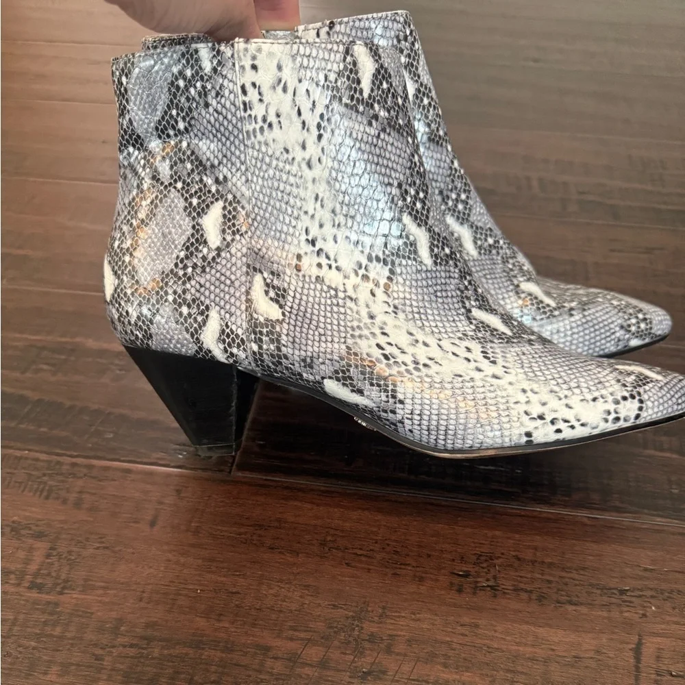 Nanette Lepore classic snakeskin print pointy toe kitten heel ankle booties